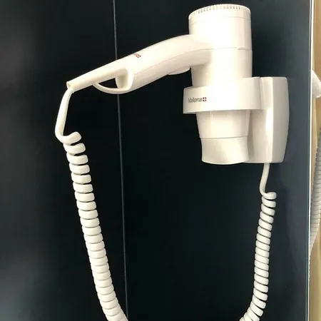 斯坦博克酒店 宾馆 劳特布龙嫩