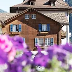 Steinbock Han/Misafirhane Lauterbrunnen